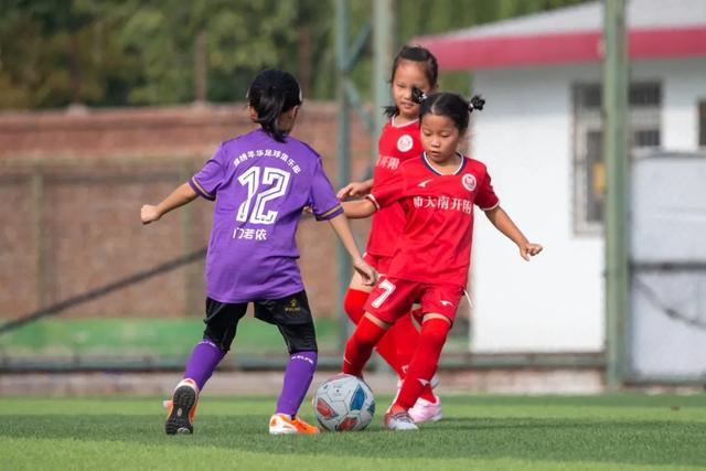世界杯-凯恩2球贝林厄姆拉师傅破门 英格兰4-2克罗地亚